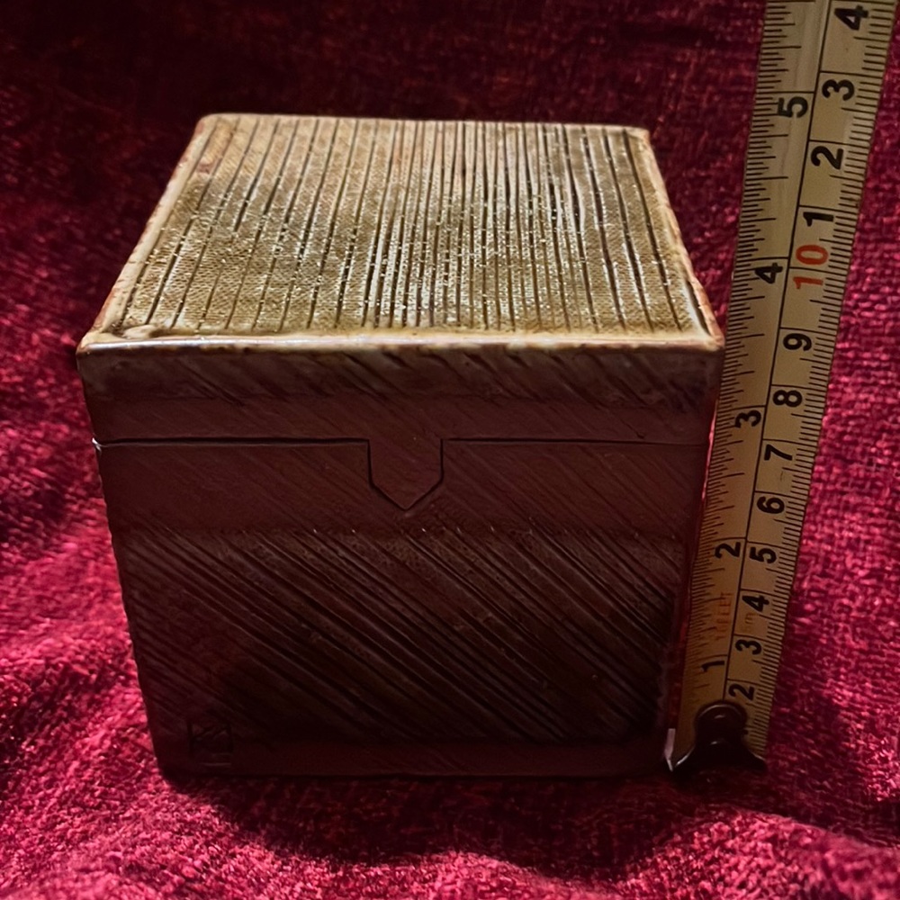 KO Ceramic Box With Lid